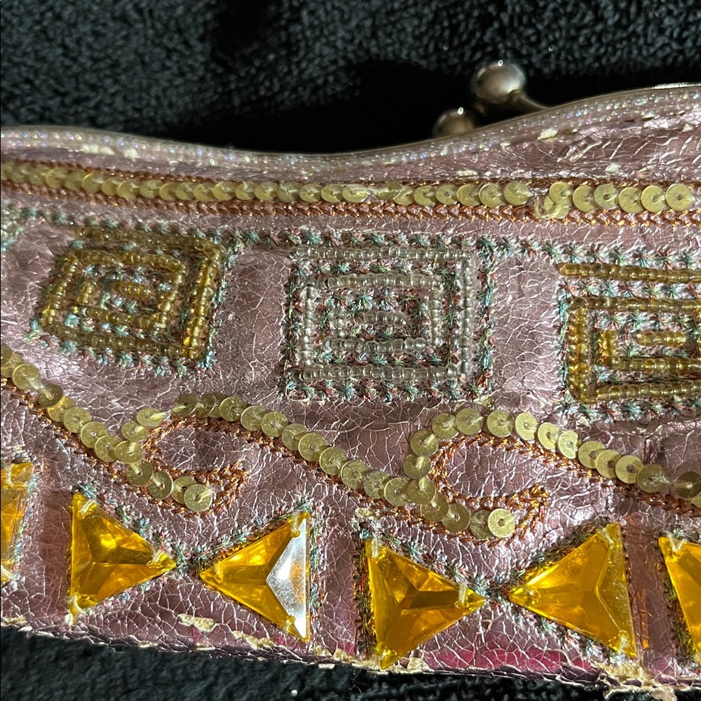 Elegant Pink and Gold Clutch - Picture 4 of 4